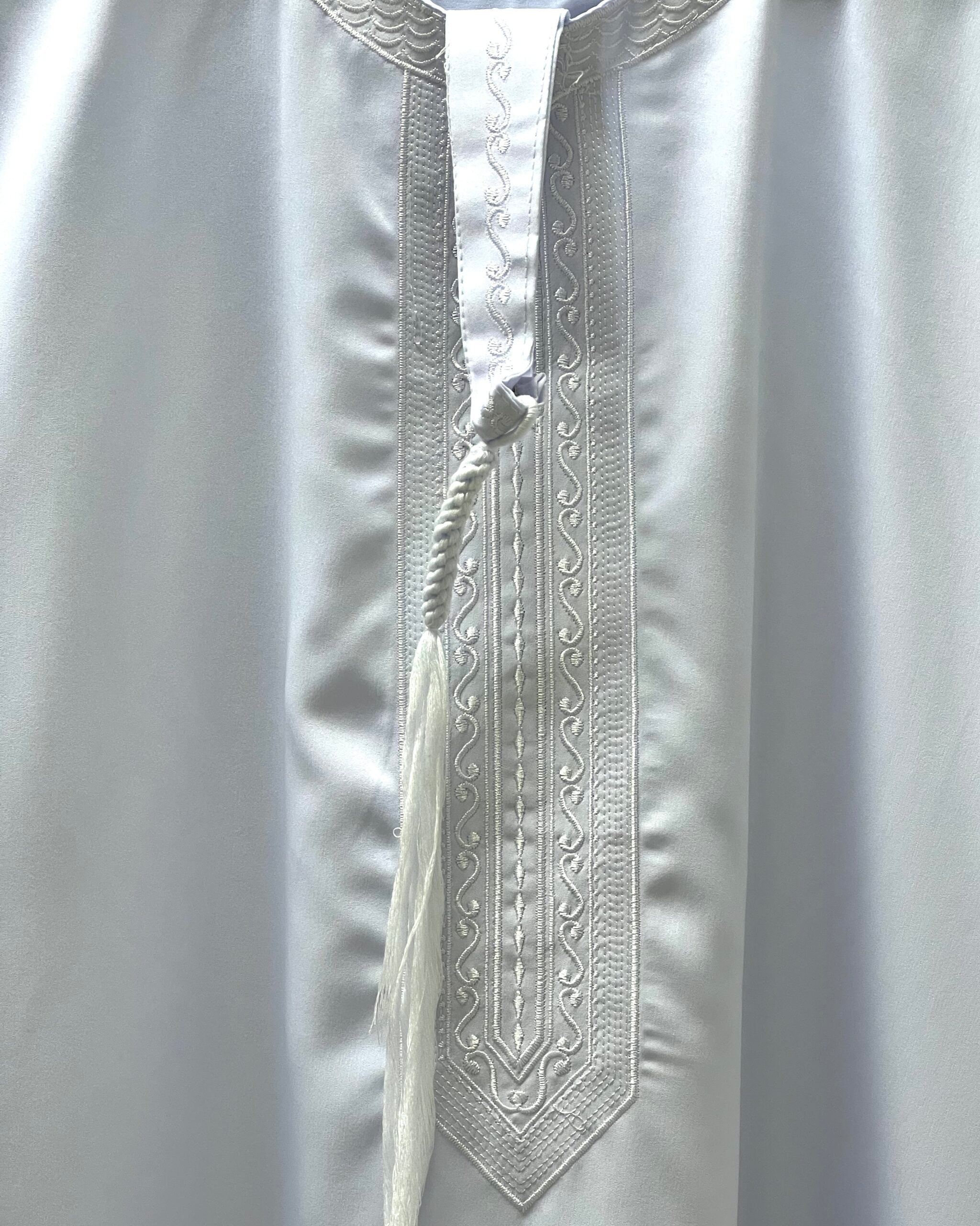Männer Abaya Nil