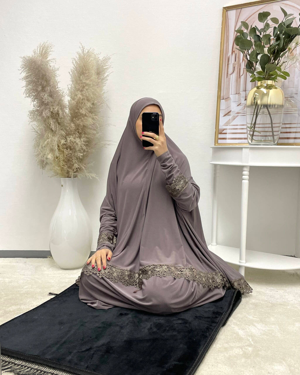 Taupe