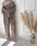 Taupe