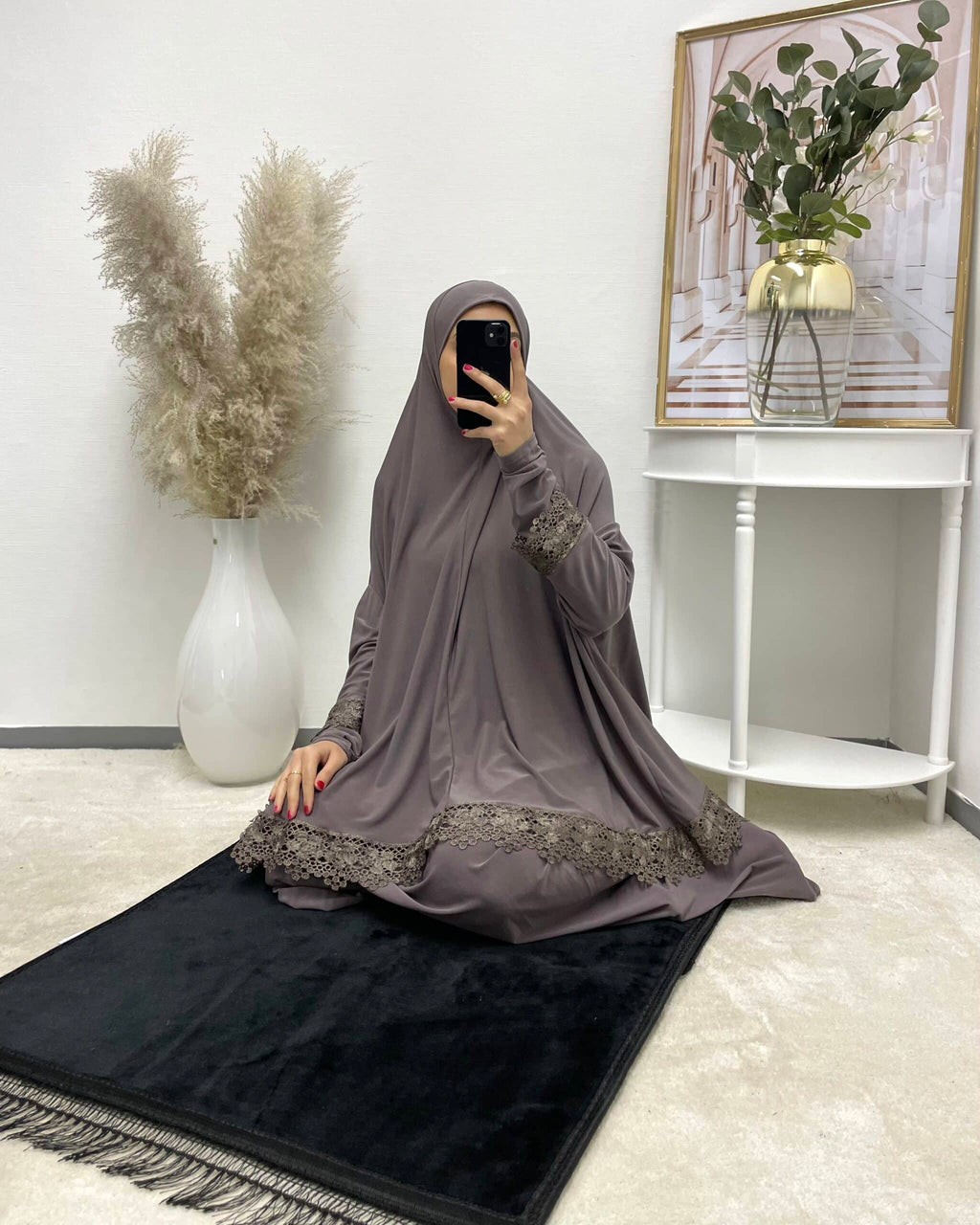 Taupe