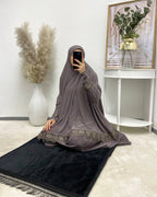 Taupe