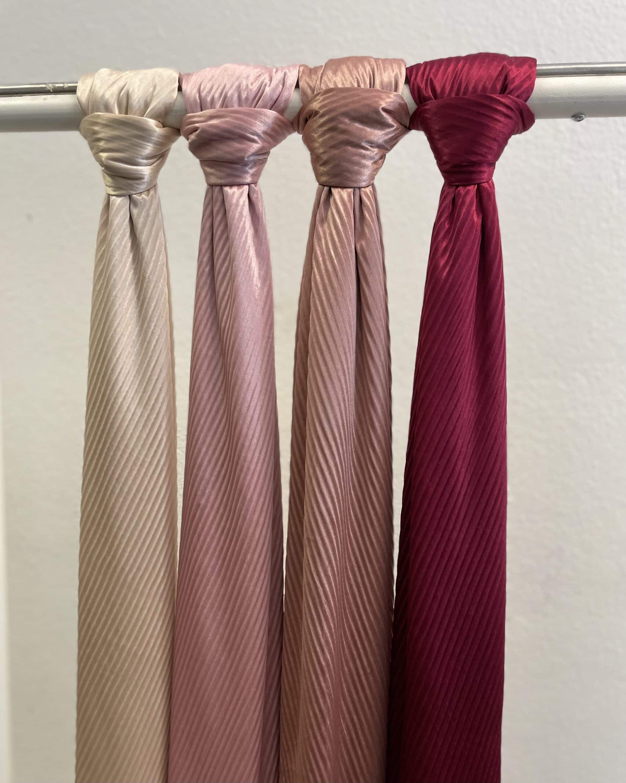 Beige-Rosa-Altrosa-Weinrot