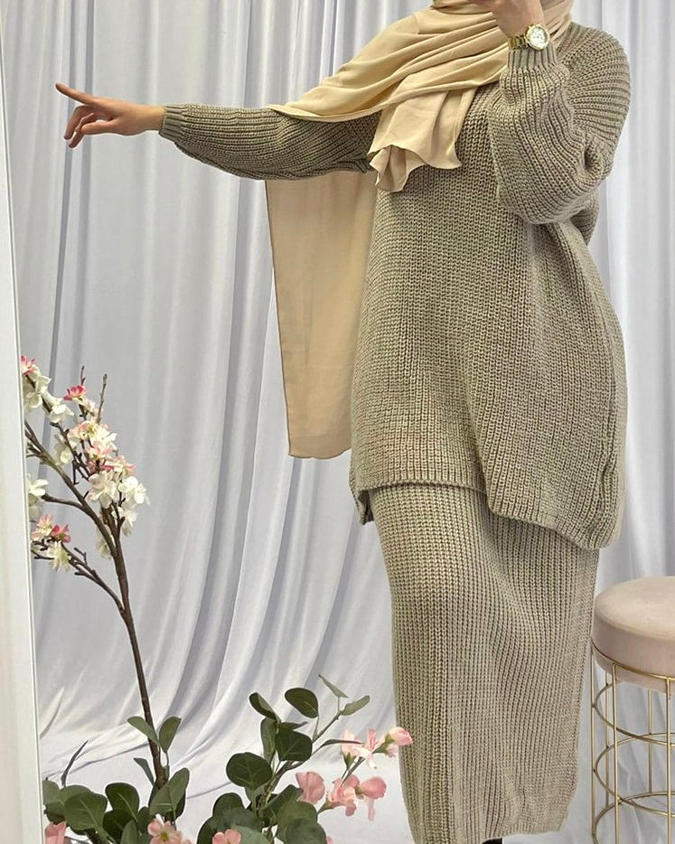 Taupe