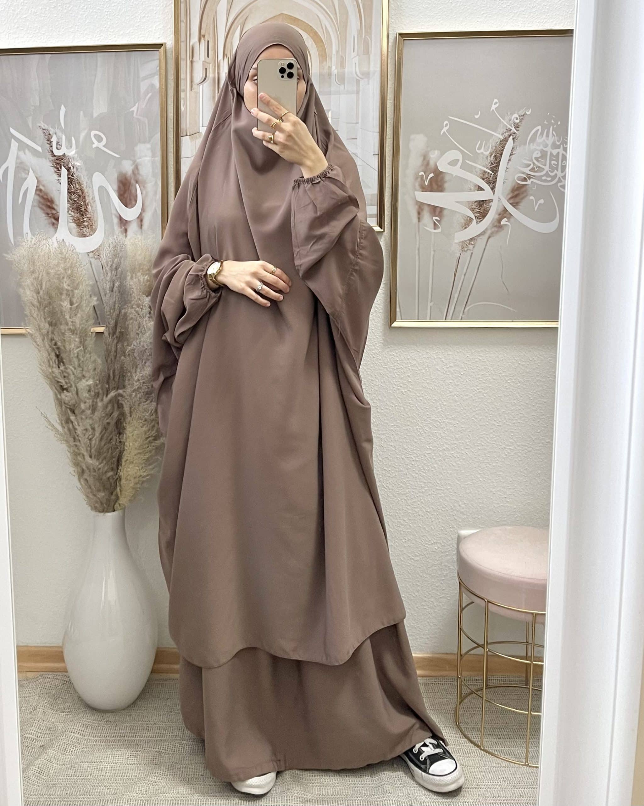 Khimar mit Rock Schlamm