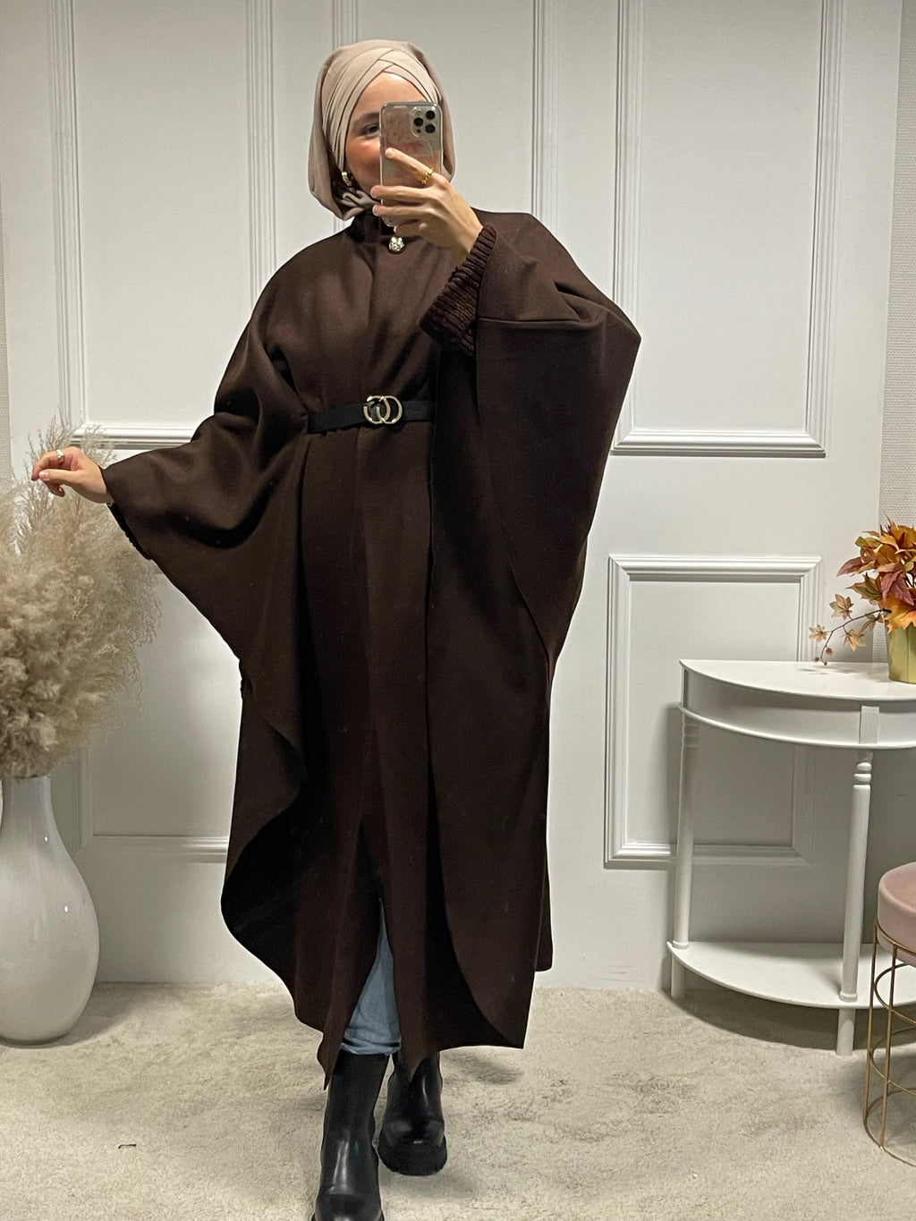 Langer Poncho mit Gürtel