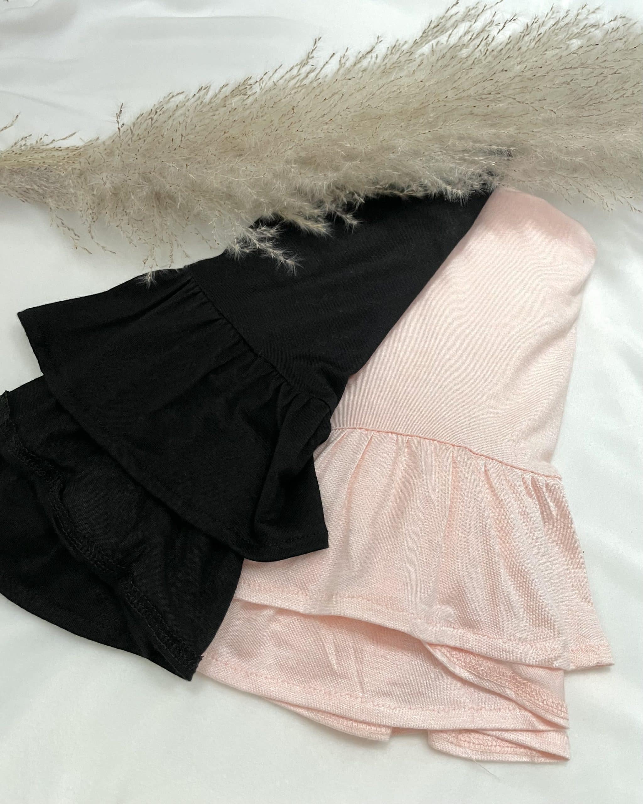 Schwarz-Rosa