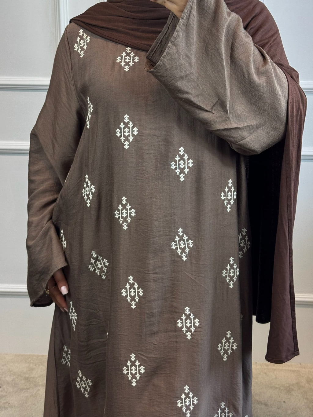 Taupe