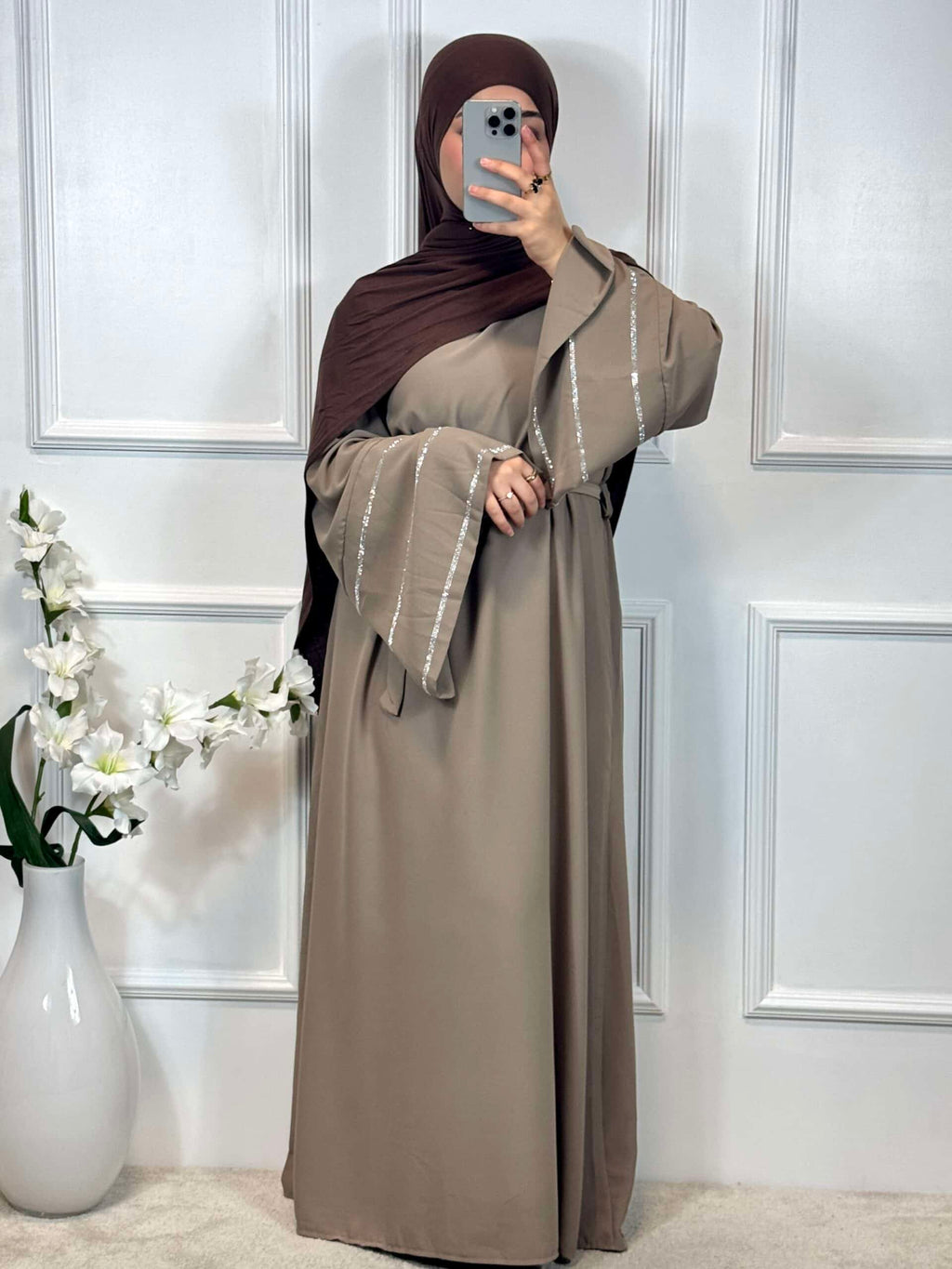 Taupe
