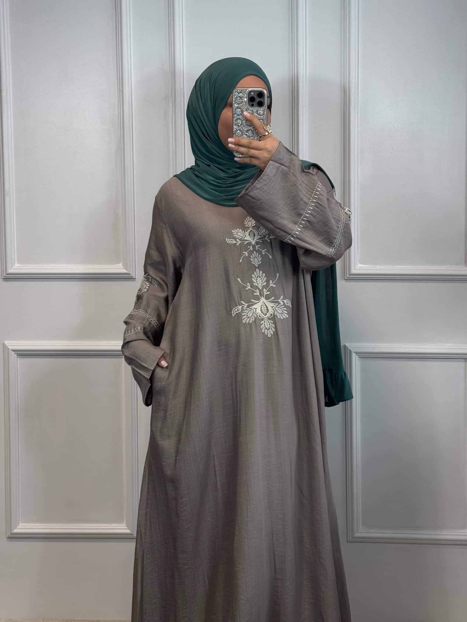 Taupe