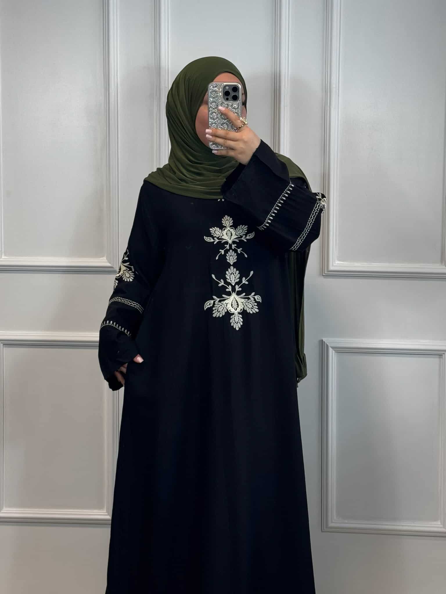 Schwarz