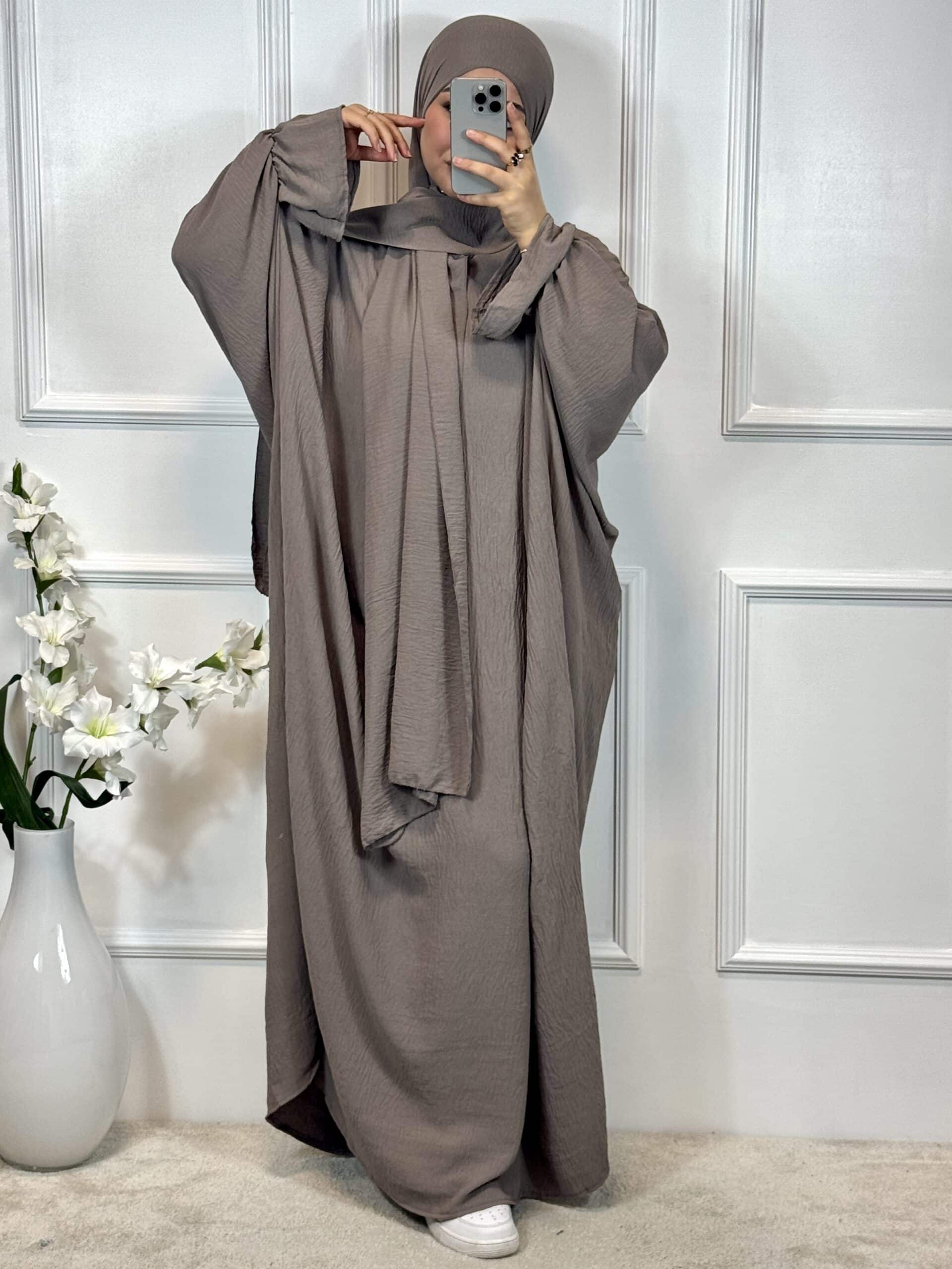 Taupe