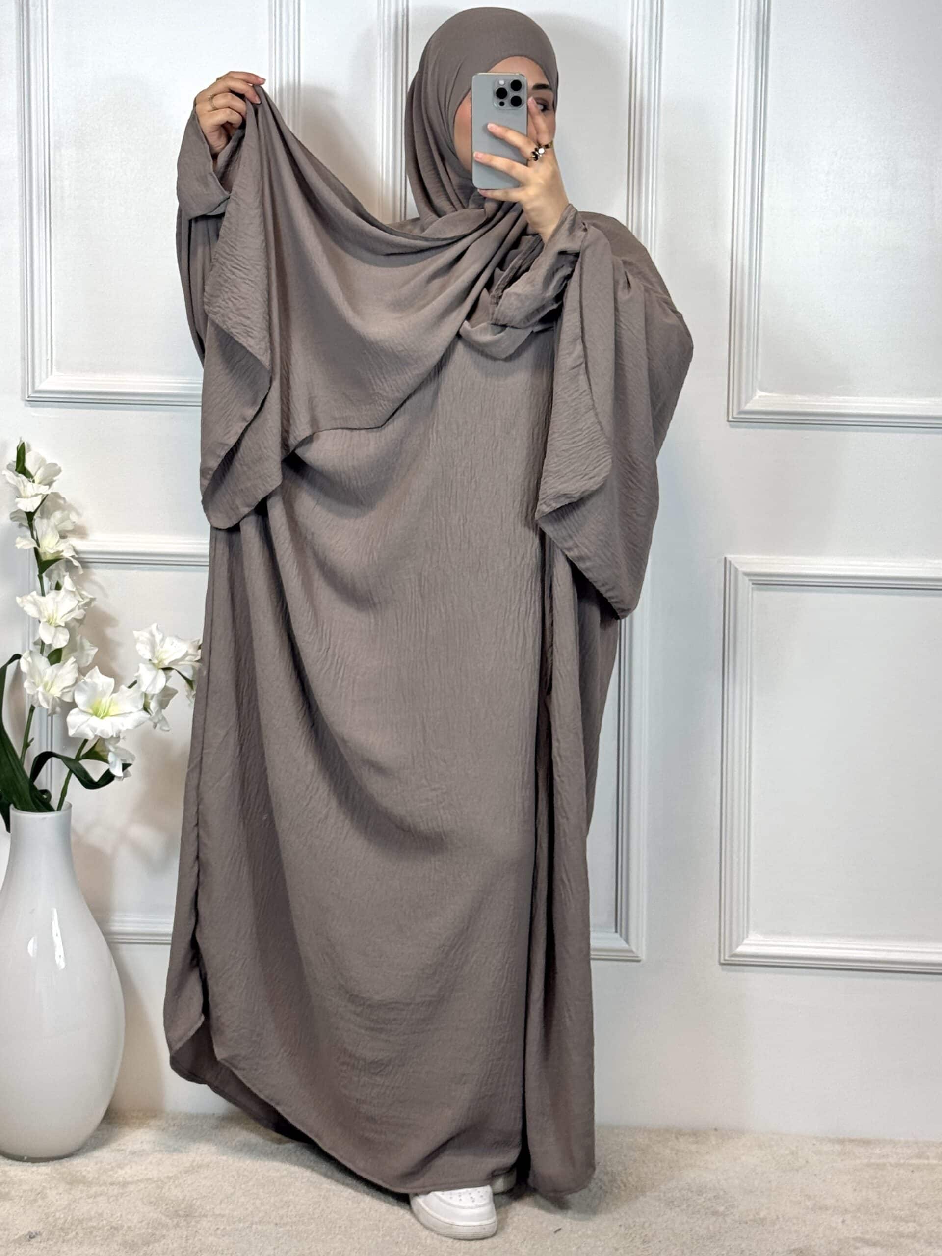 Taupe