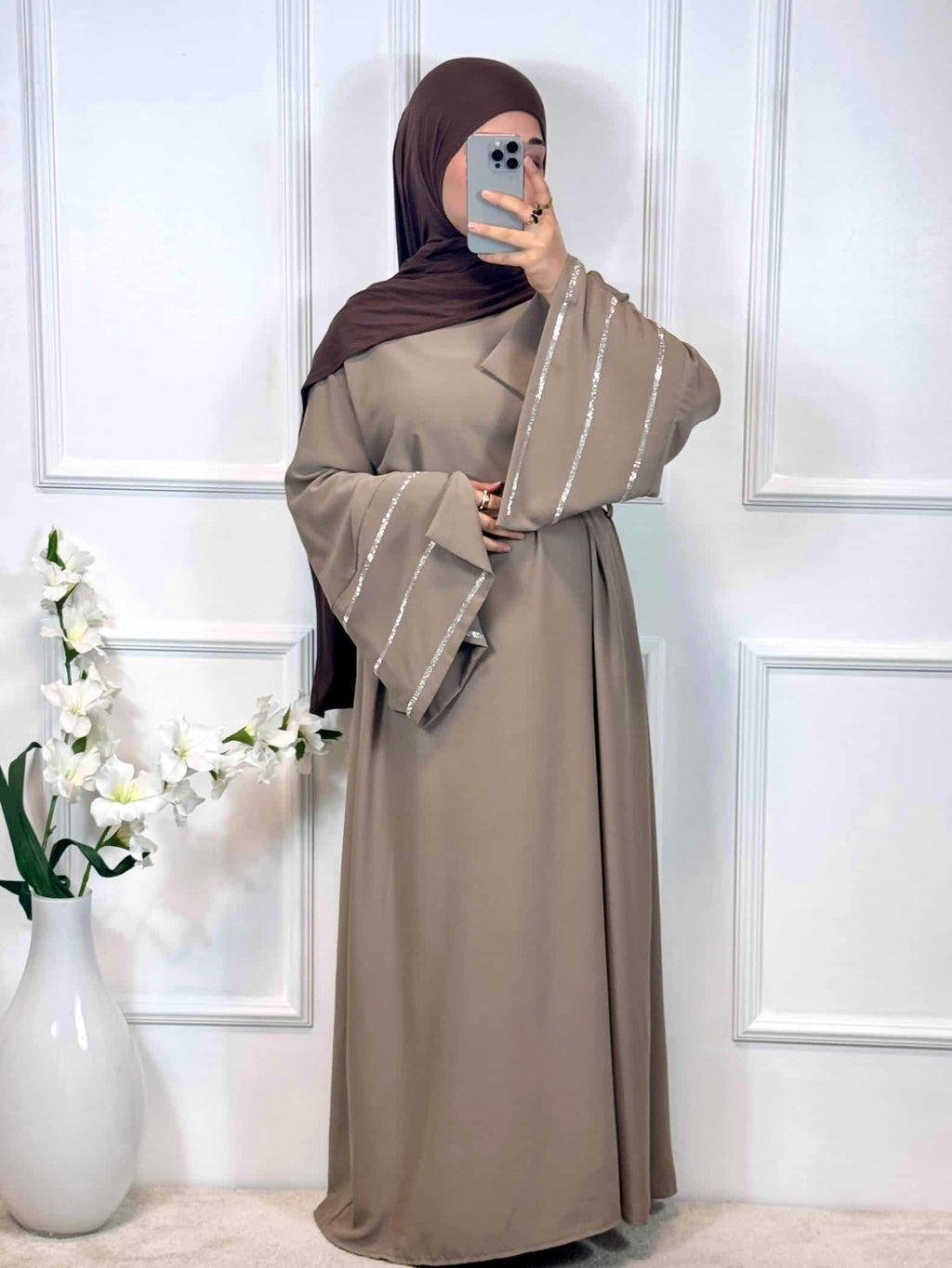 Taupe