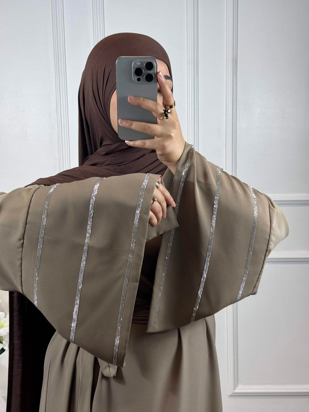 Taupe