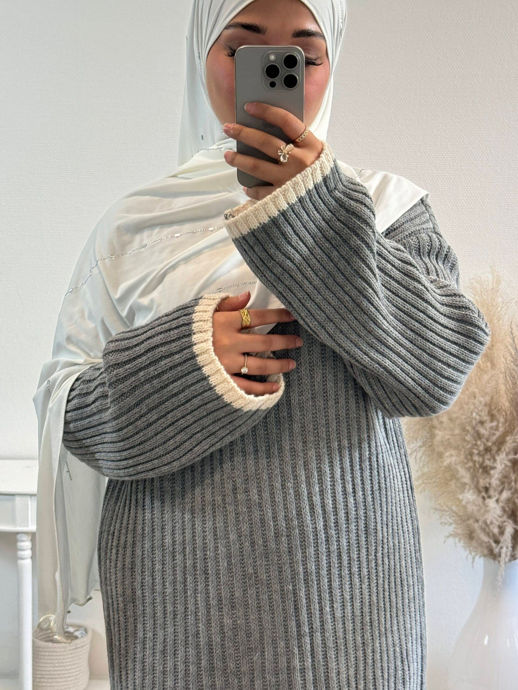 Dunkelgrau