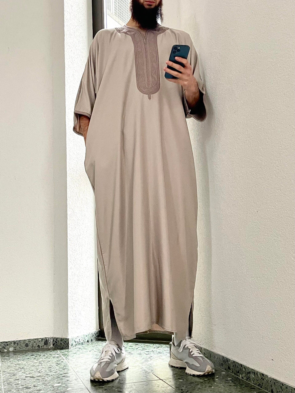 Taupe