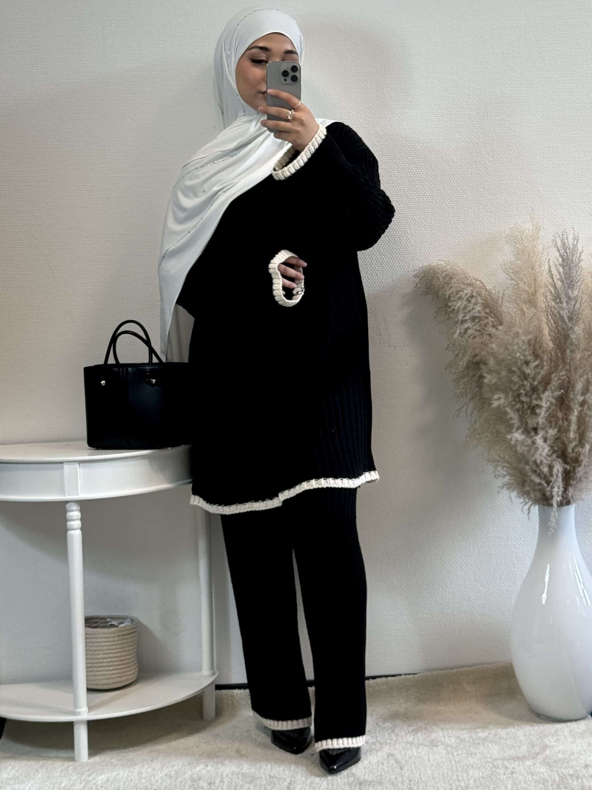 Schwarz