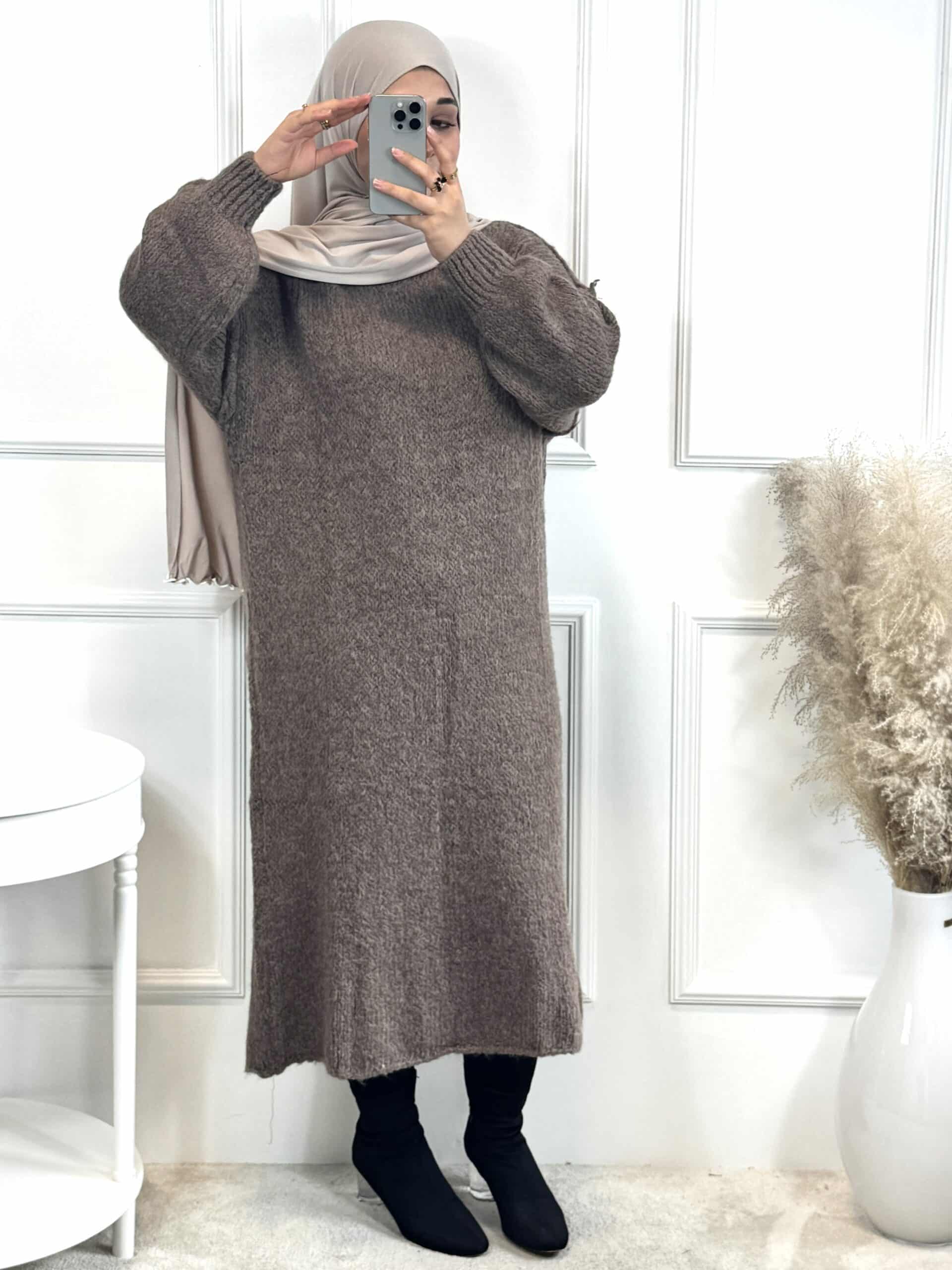 Taupe