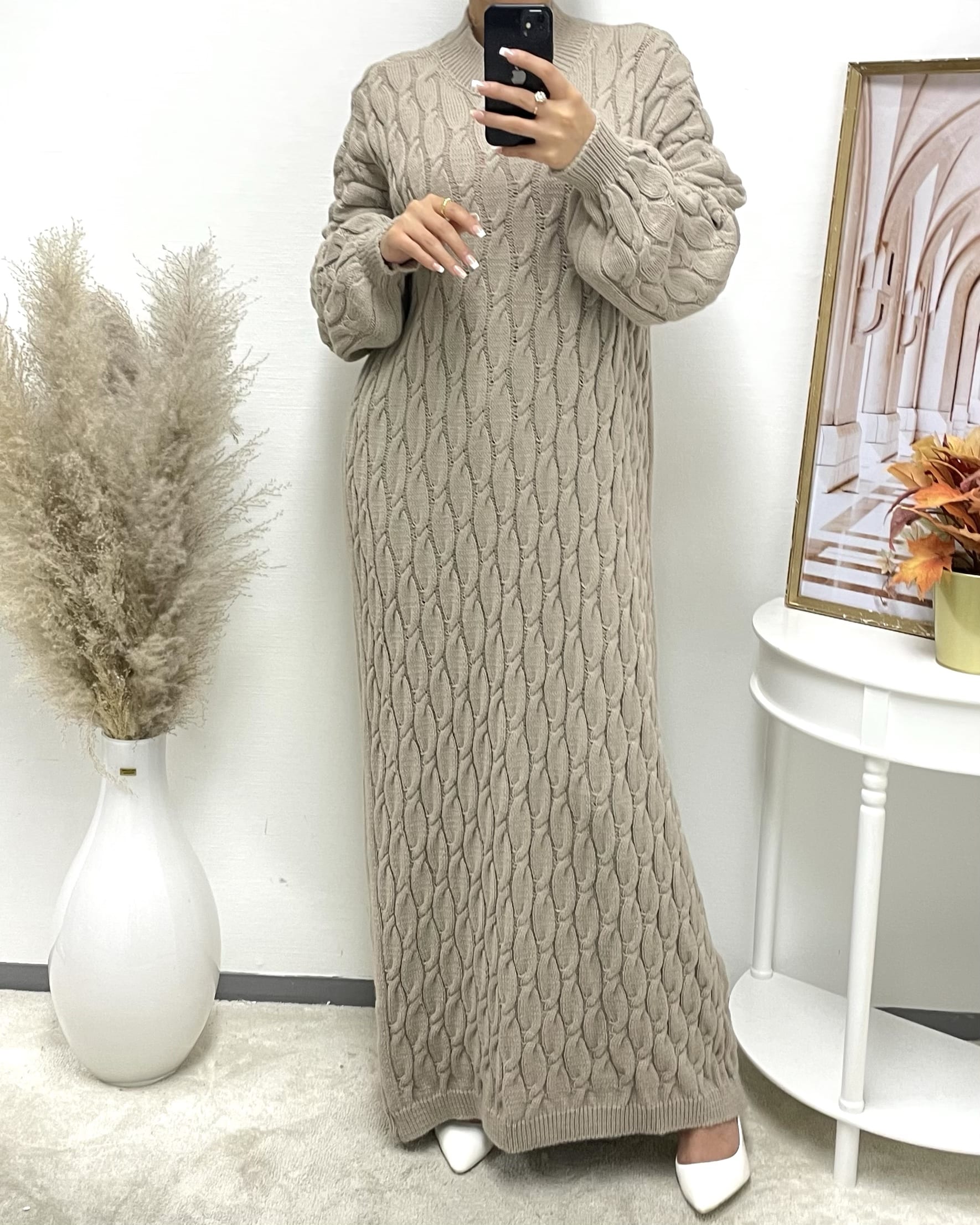 Taupe