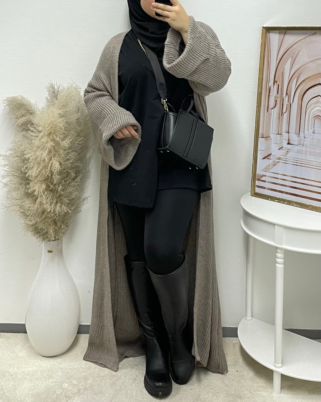 Taupe