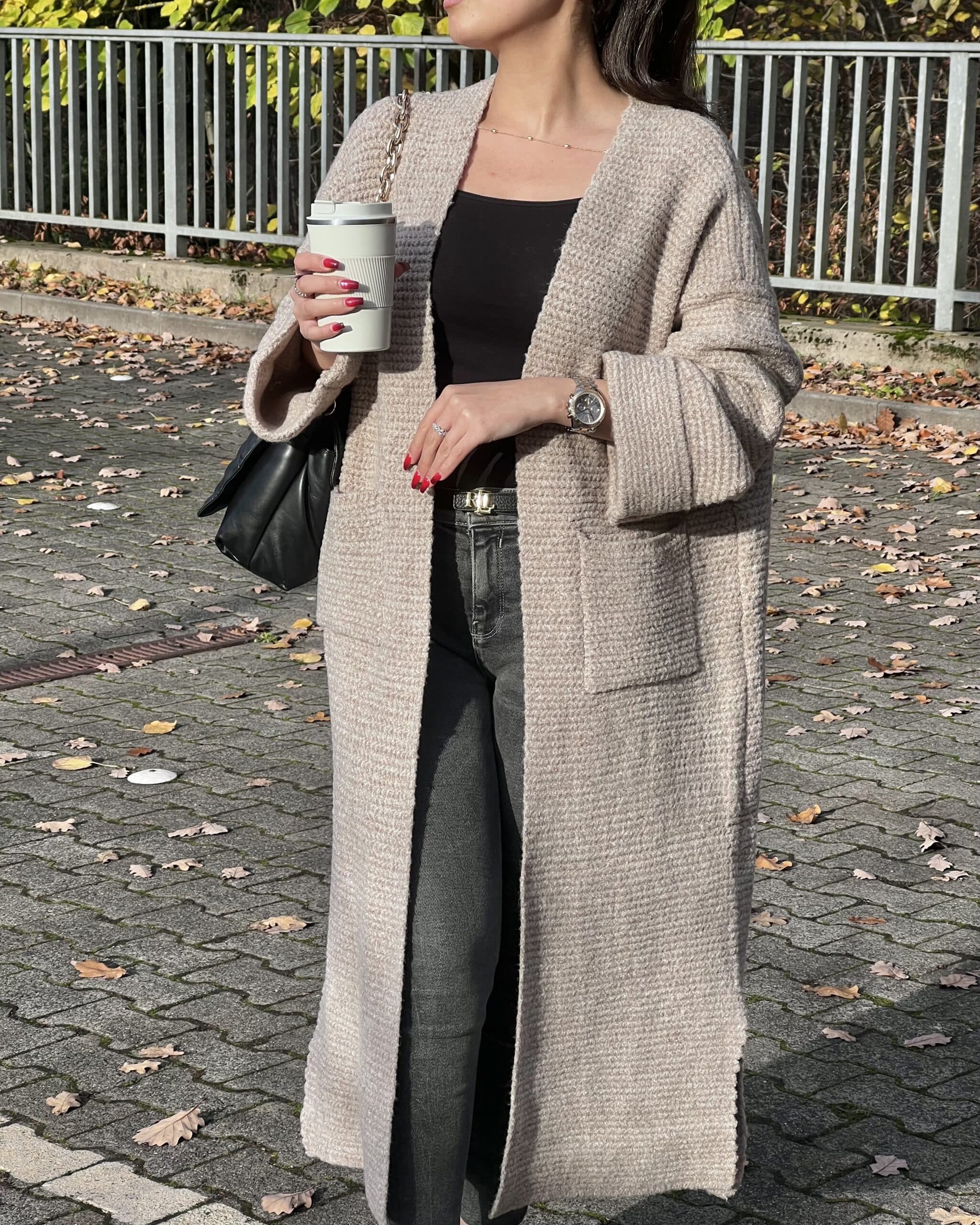Taupe
