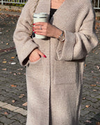 Taupe