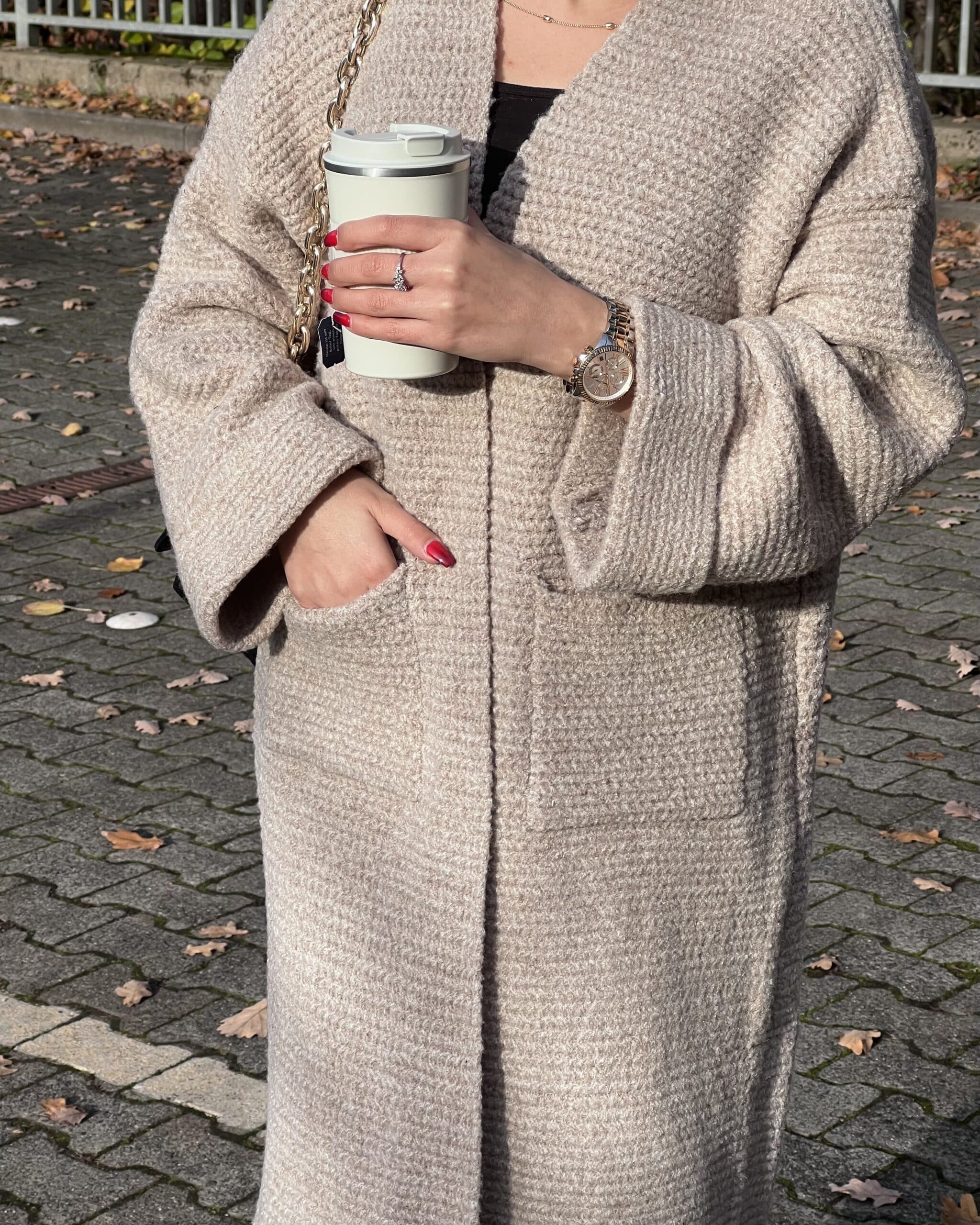 Taupe