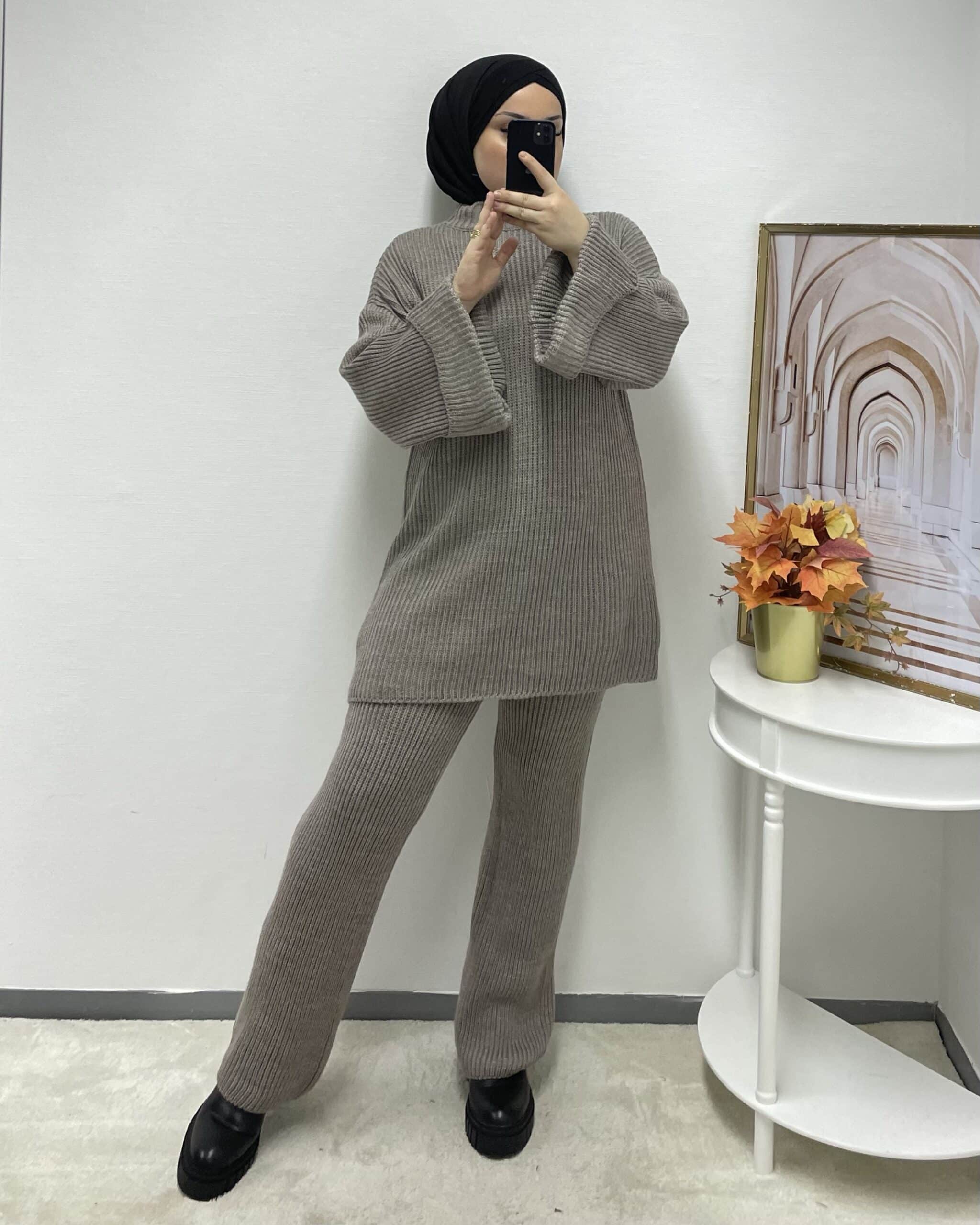 Gestrickter Zweiteiler Langarm mit Hose