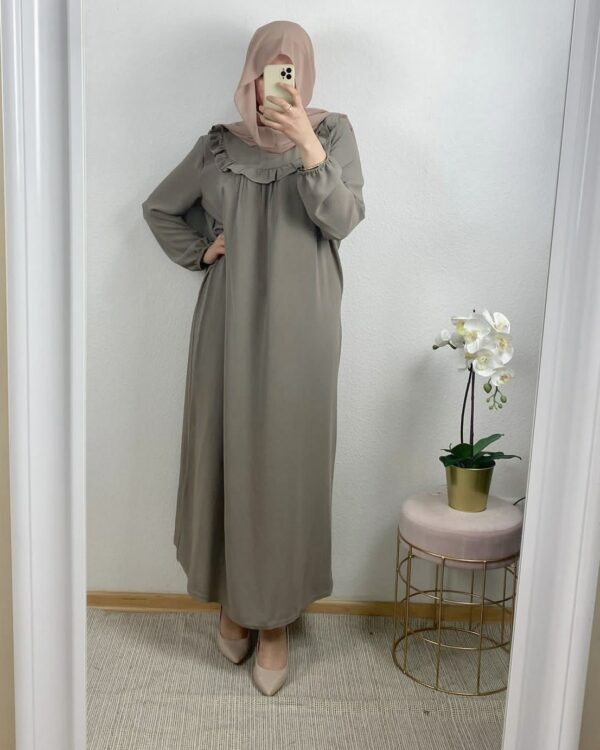 Taupe