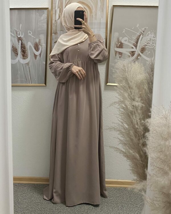 Taupe