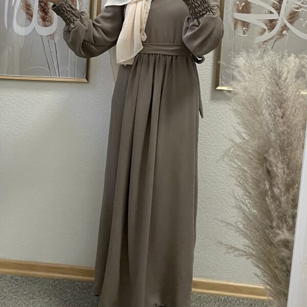 Taupe