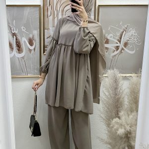 Taupe