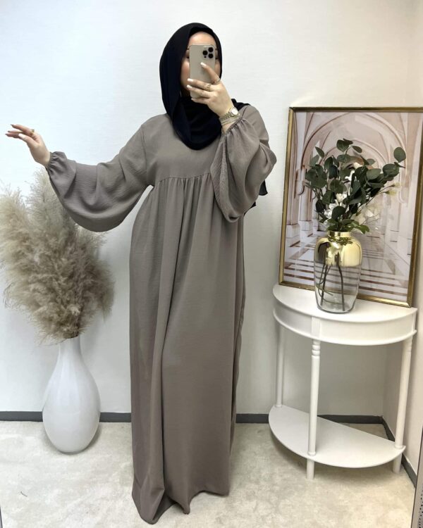 Taupe