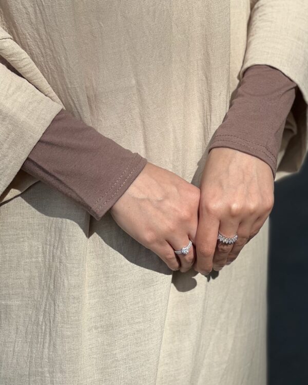 Taupe