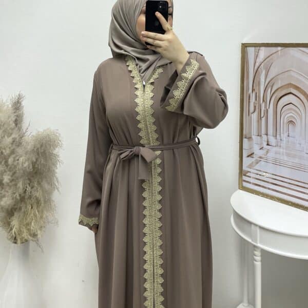 Taupe