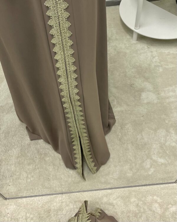 Taupe