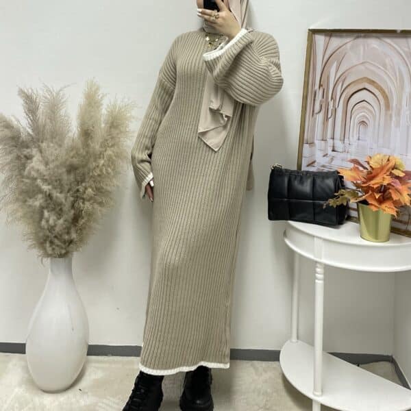 Taupe