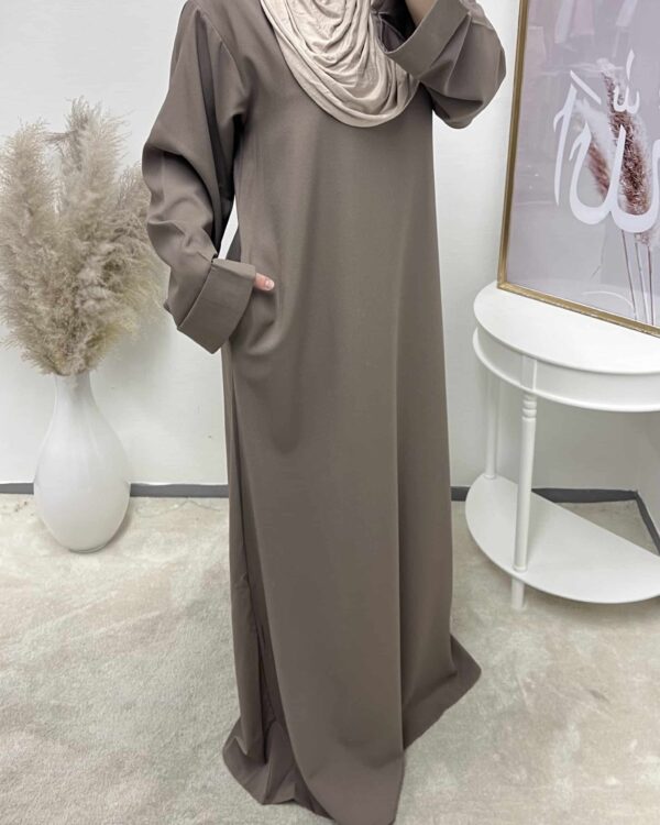 Taupe