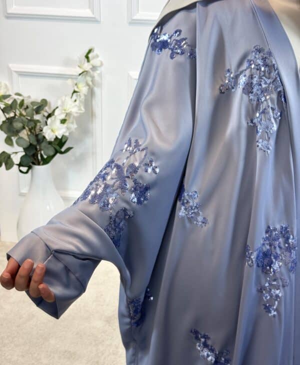 Blau