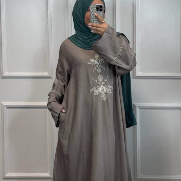 Taupe