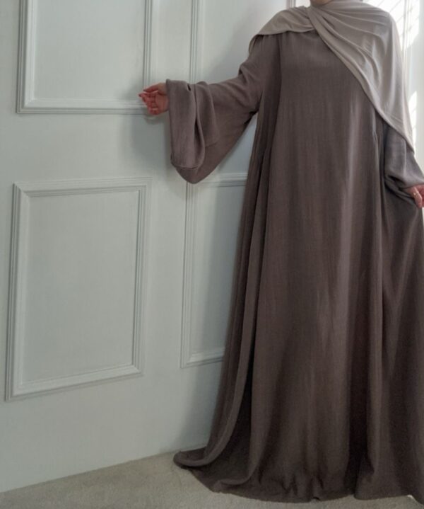 Taupe