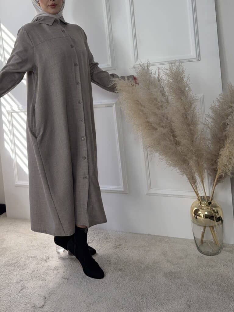 Taupe