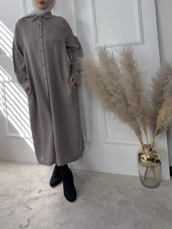 Taupe